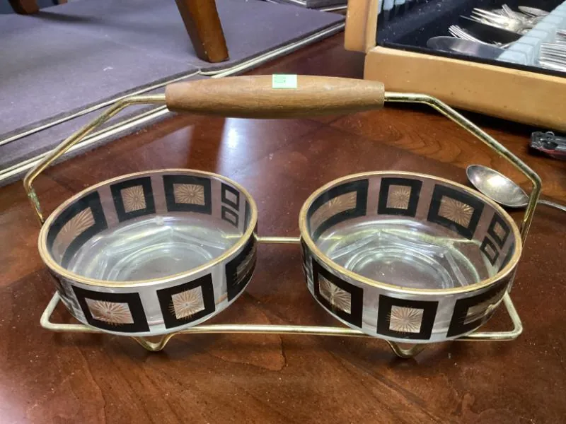 Serving dish set in a metal carrier