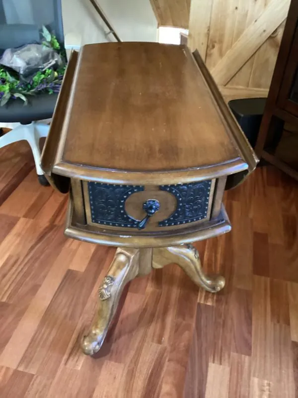 Drop-leaf side table with a drawer