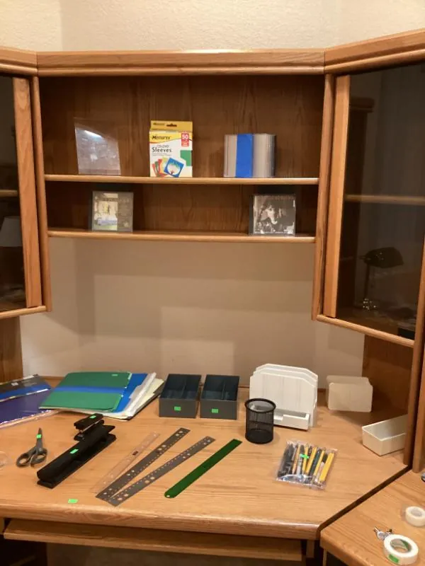 Oak corner desk with a hutch