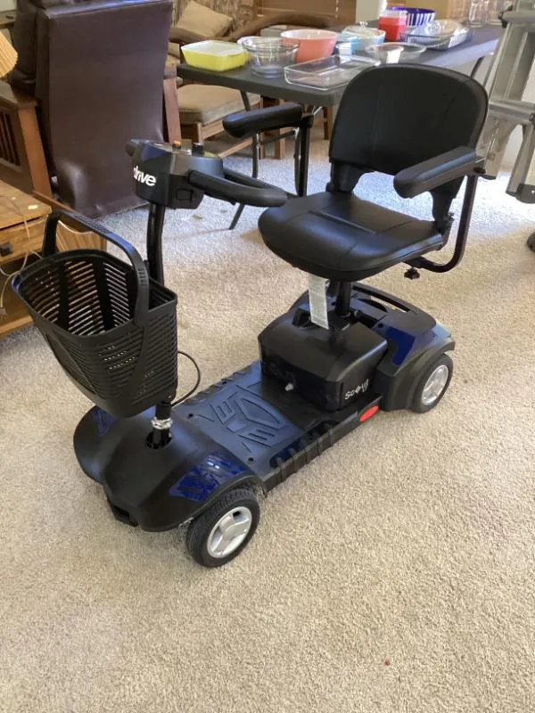 Mobility scooter