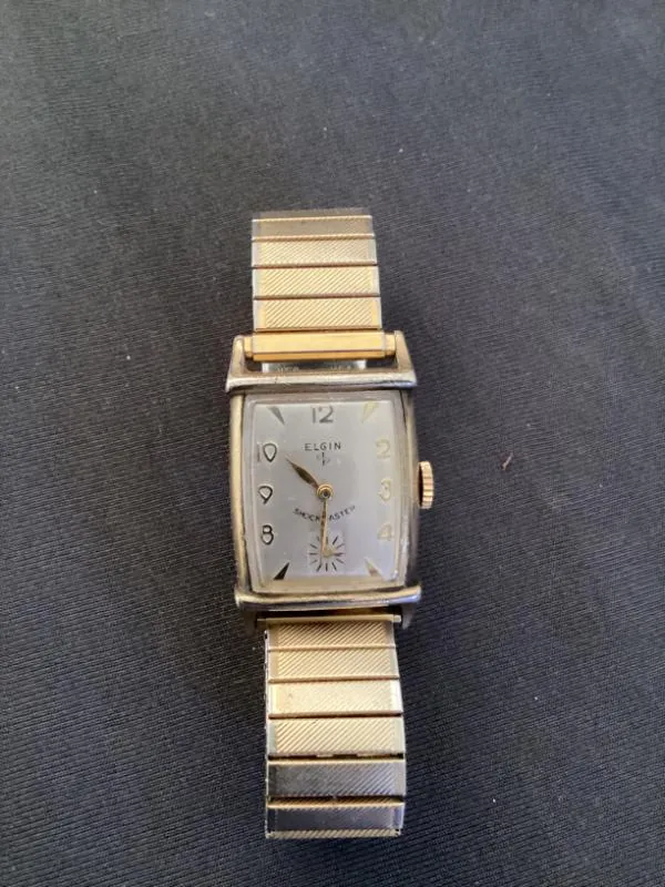 Vintage gold-tone wristwatch