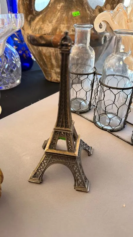 Metal Eiffel Tower figurine