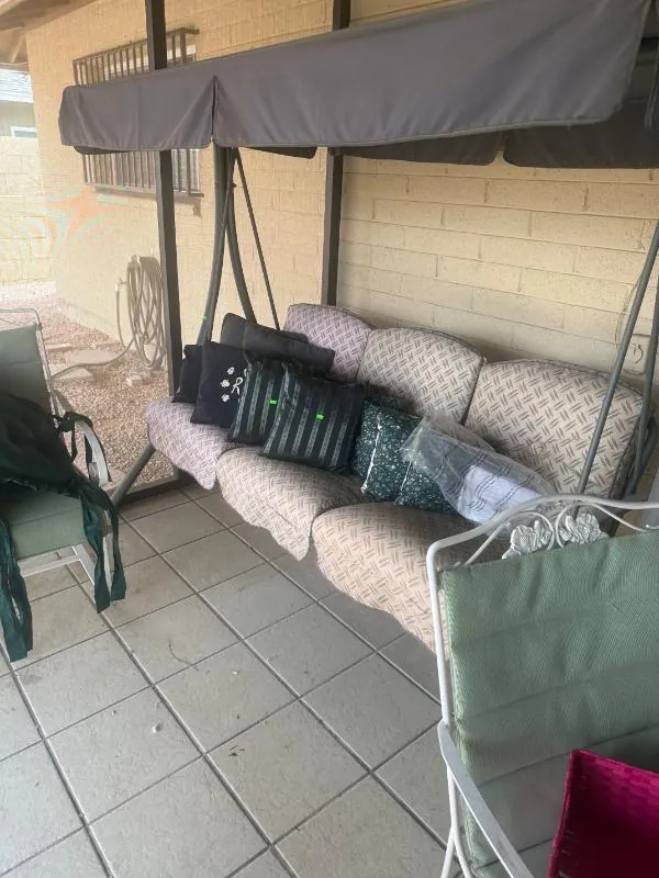 Cushioned patio swing