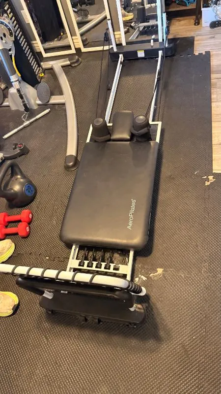 Pilates reformer machine